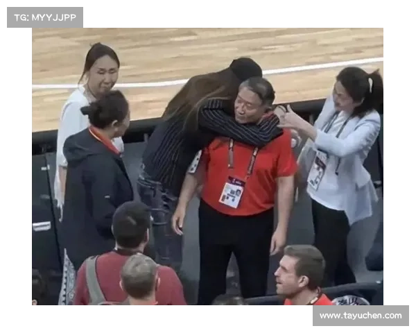 国际篮联女子亚洲杯深圳启动特奥训练营 苗立杰邵婷带队助力社区发展